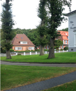 Hotel Bess Albersdorf | Einfahrt von der Bahnhofstraße